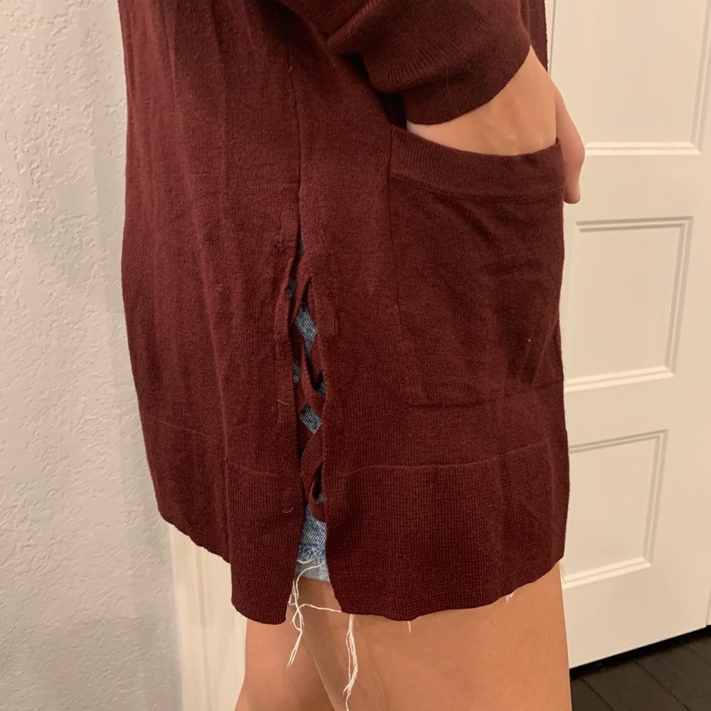 SO Maroon XS Cardigan - Picture 3 of 4
